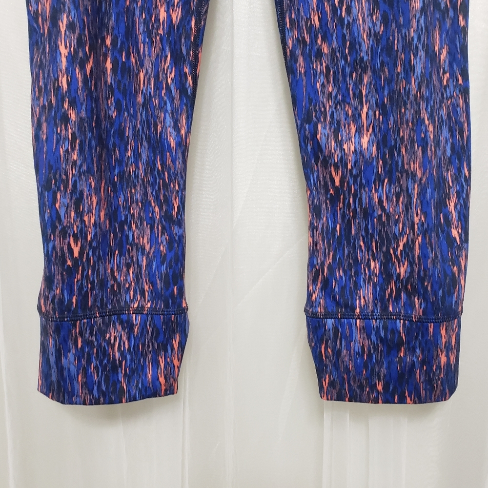 Athleta Sz S Reptile Relay Capri Leggings 212405 - Picture 5 of 14